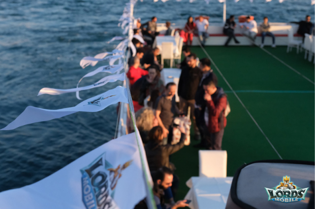 Lords Mobile Oyuncularıyla Yemekte Bir Araya Geldi