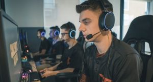 Profesyonel Espor Oyuncuları SteelSeries ile Yükseliyor