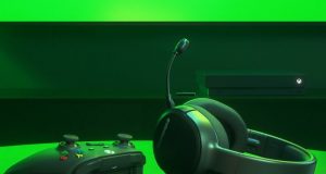 git-steelseries-arctis-1-wireless-xbox-kulakligini-tanitti