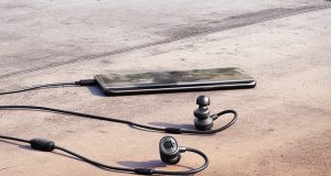 steelseries-cift-mikrofonlu-yeni-kulak-ici-mobil-oyun-kulakligini-tanitti